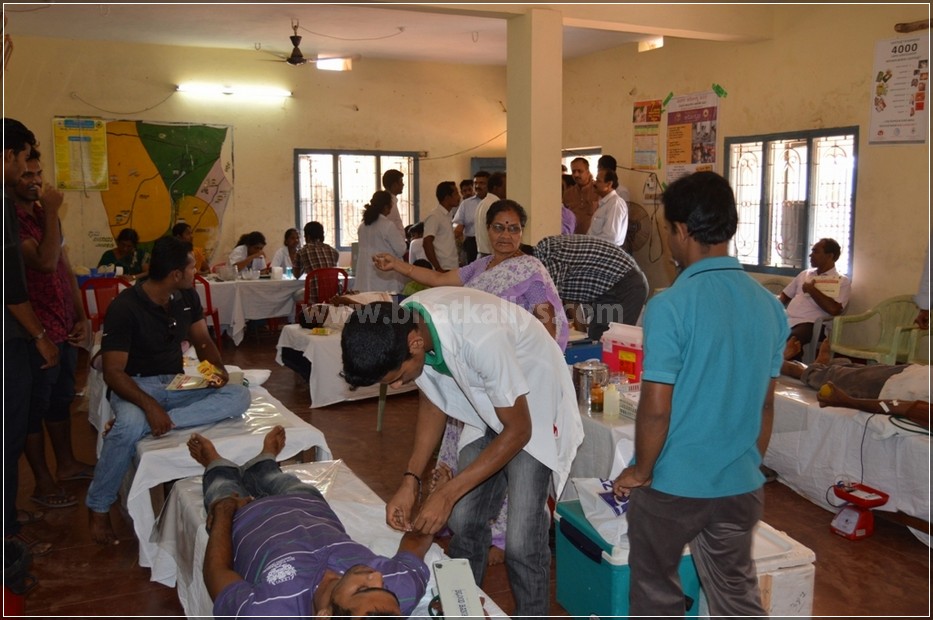 blood-donation-15