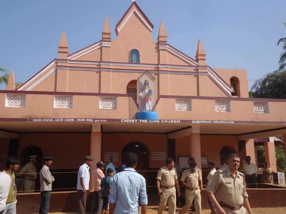 murdeshwar-church-theft-17