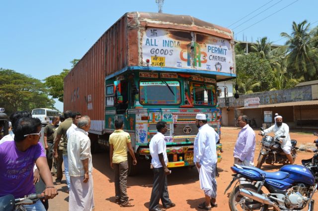 accident-nawaith-colony-4