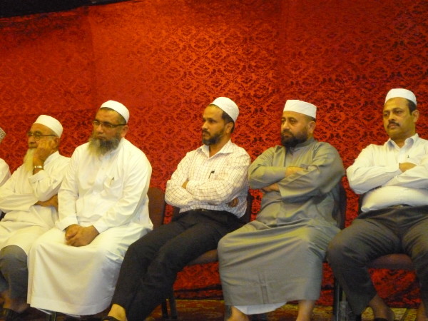 Jamia Delegation In oman