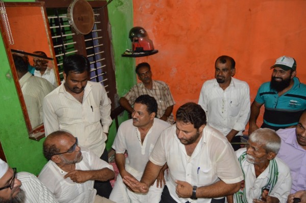 JDS candidate Inayatullah Shabandri campaigning at  Bhatkal