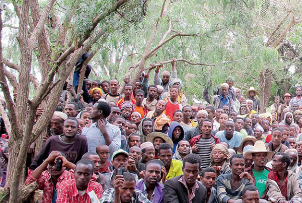 students and parents assemble outside a school to welcome the dubai Cares delegation in ethiopia. — KT photos by Muaz Shabandri