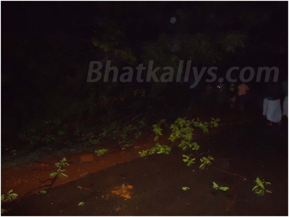 heavy-rain-lashed-bhatkal10