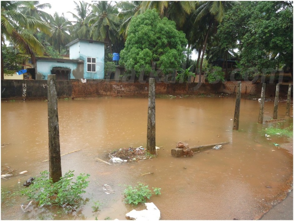 heavy-rain-lashed-bhatkal24