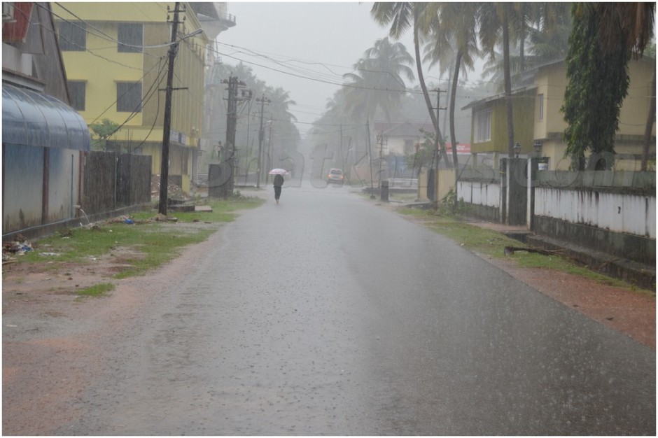 heavy-rain-lashed-bhatkal5