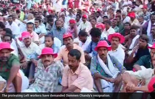 LDF_protesters_outside_Kerala_Assembly_630_caption_12Aug13