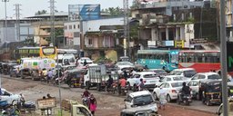 ಭಟ್ಕಳದ NH-66 ಕಾಮಗಾರಿ ಅಪೂರ್ಣ, ಸಂಚಾರ ದಟ್ಟಣೆ, ನೀರು ನಿಲ್ಲುವ ಸಮಸ್ಯೆ