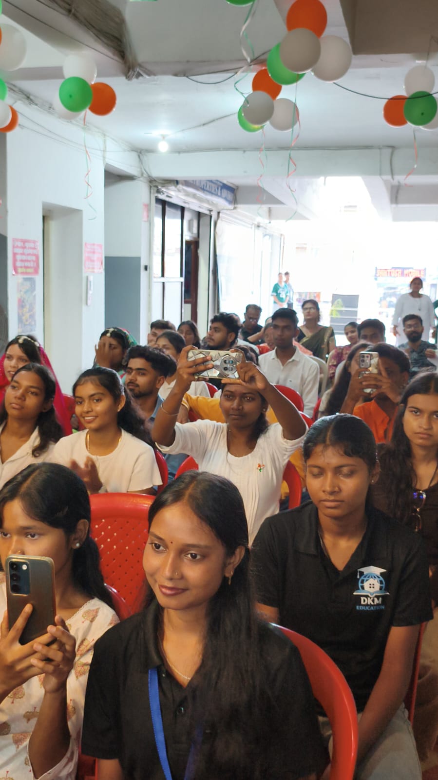 स्वतंत्रता दिवस पर DKM Education Center ने किया डिजिटल अंदाज में वेबसाइट लॉन्च, तीन नए प्रोफेशनल कोर्स भी शुरू