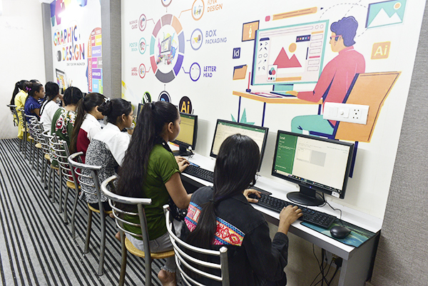 COMPUTER TRAINING CENTRE Icon