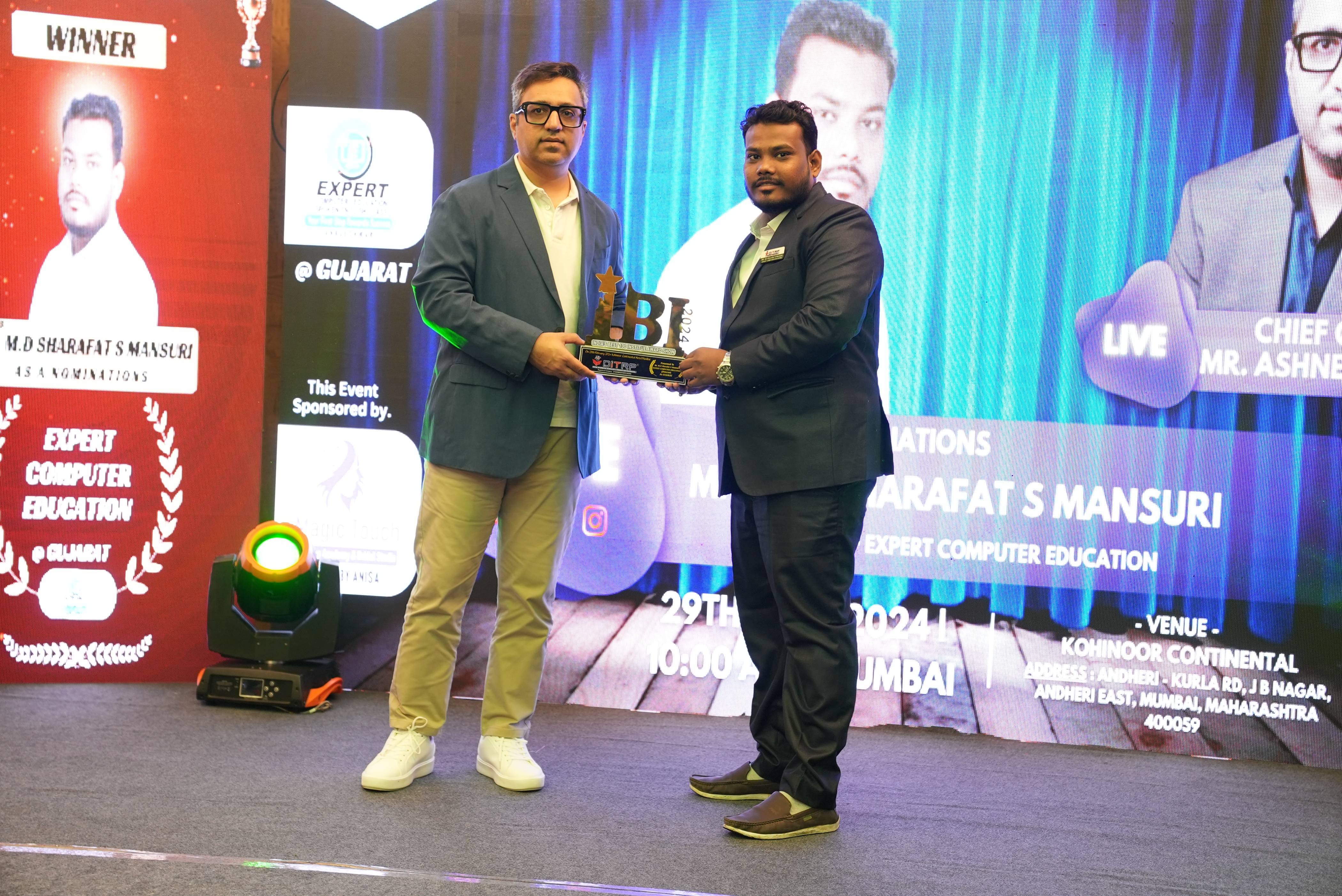 INDIA'S BEST 100 INSTITUE AWARD SHOW