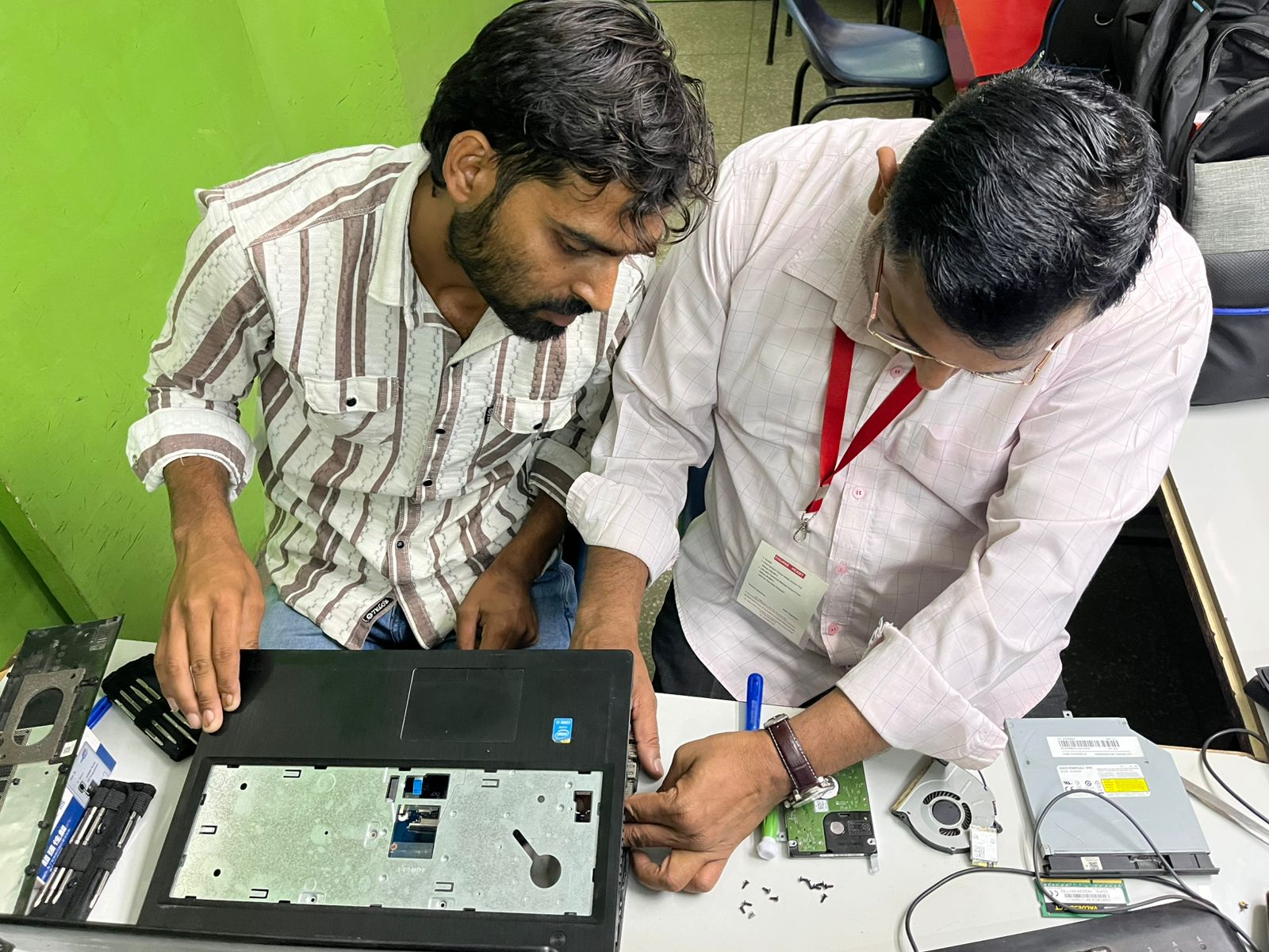 Best Mobile Repairing Course in Delhi | 100% Practical Training