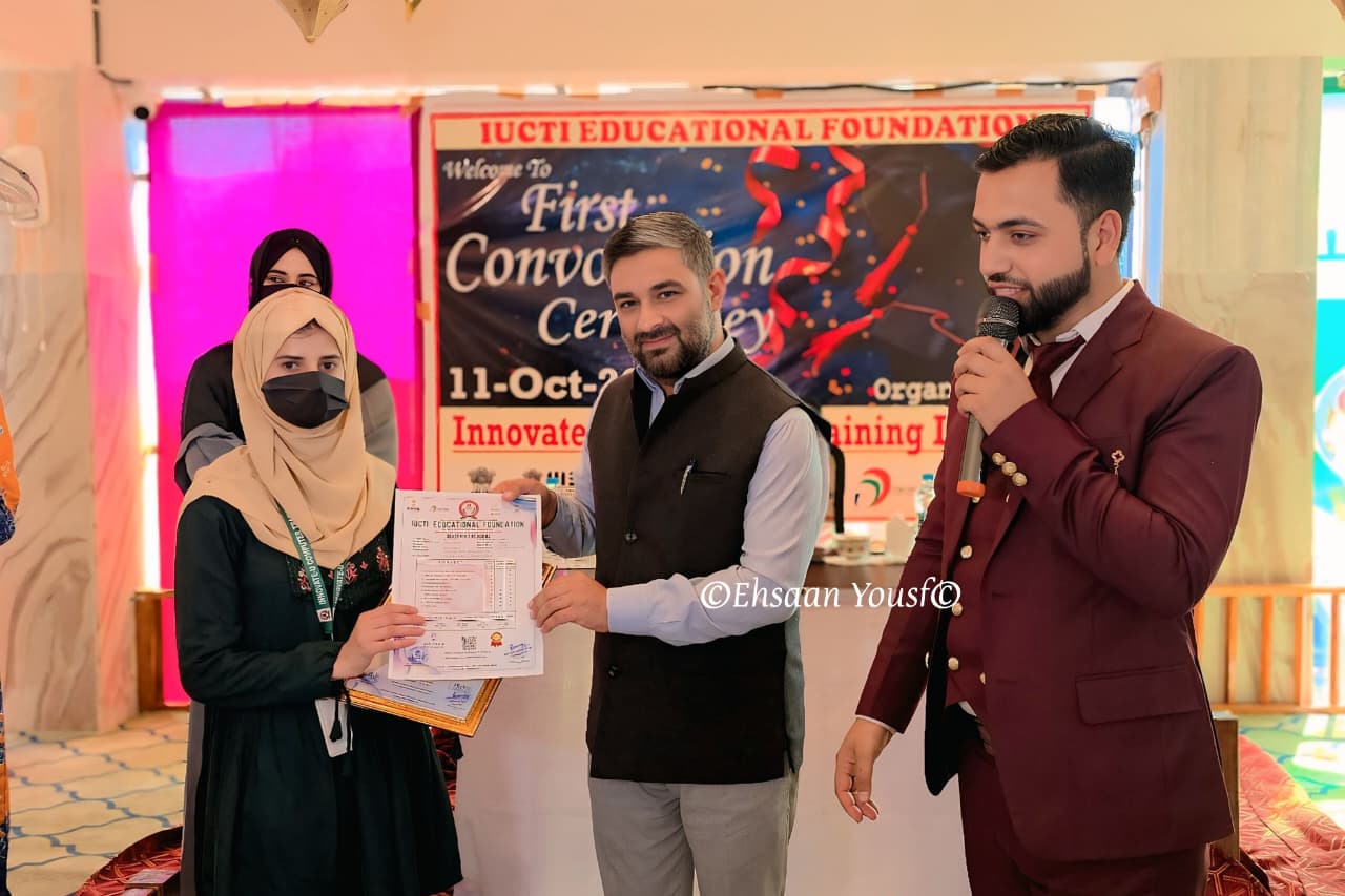 CONVOCATION/FAREWELL