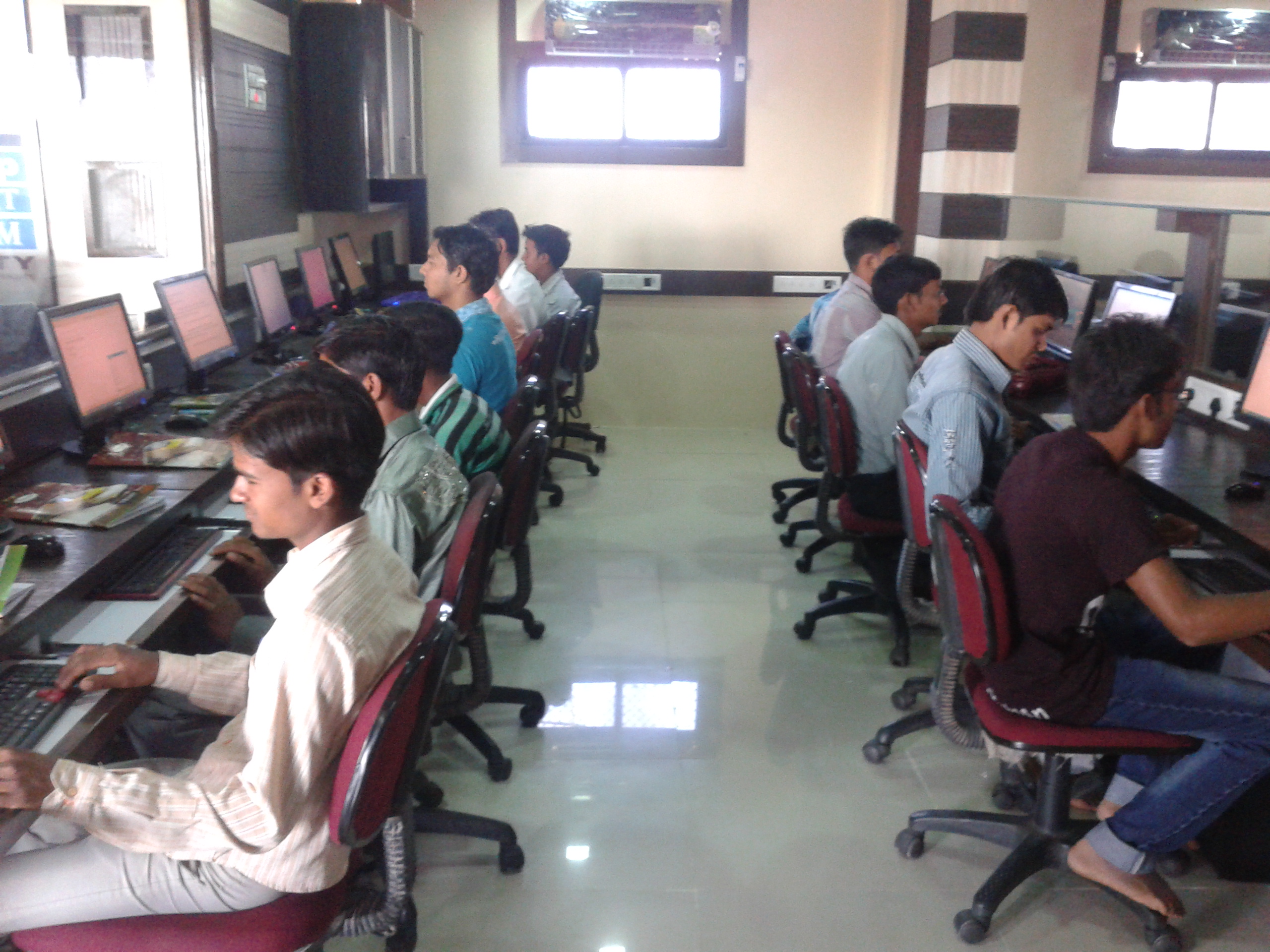 COMPUTER LAB