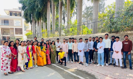 saraswati pooja 2025