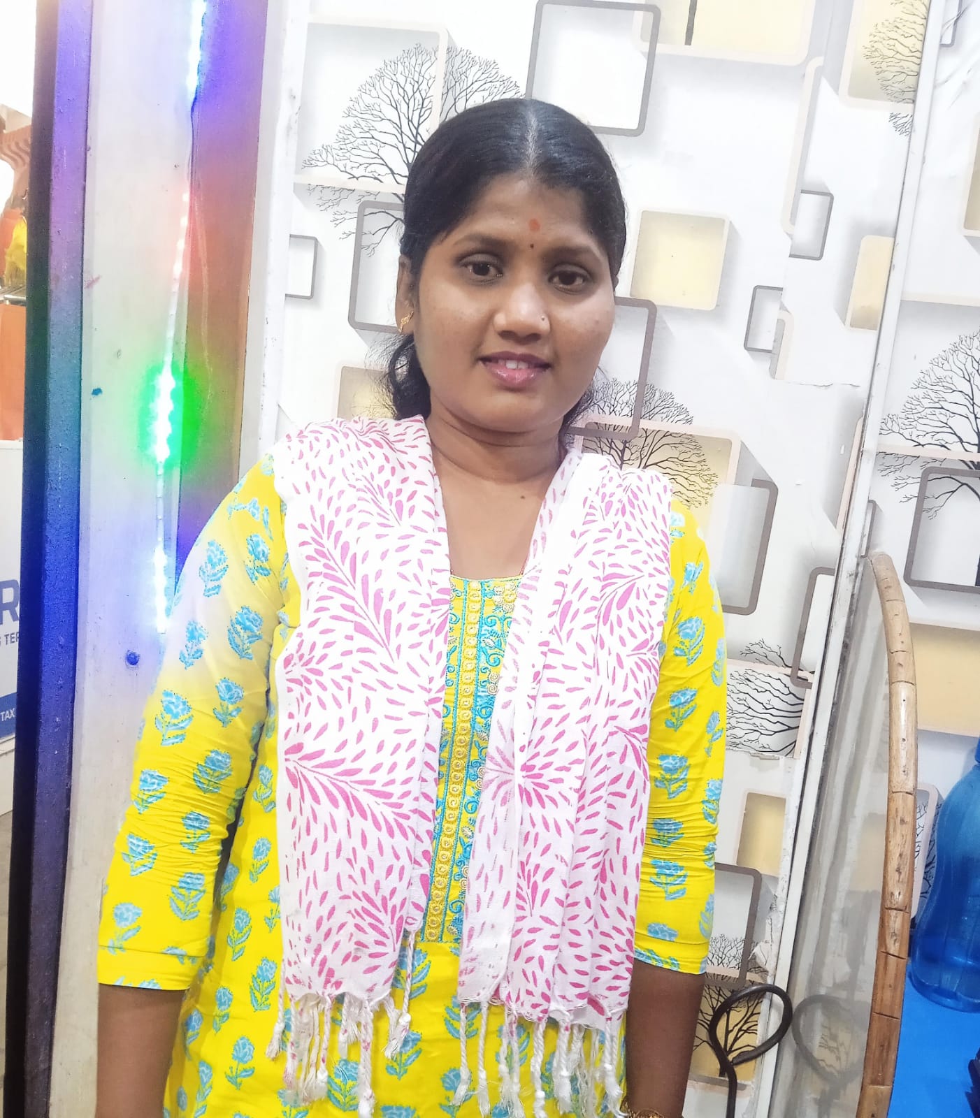 komal hanumantha tirpekar Image