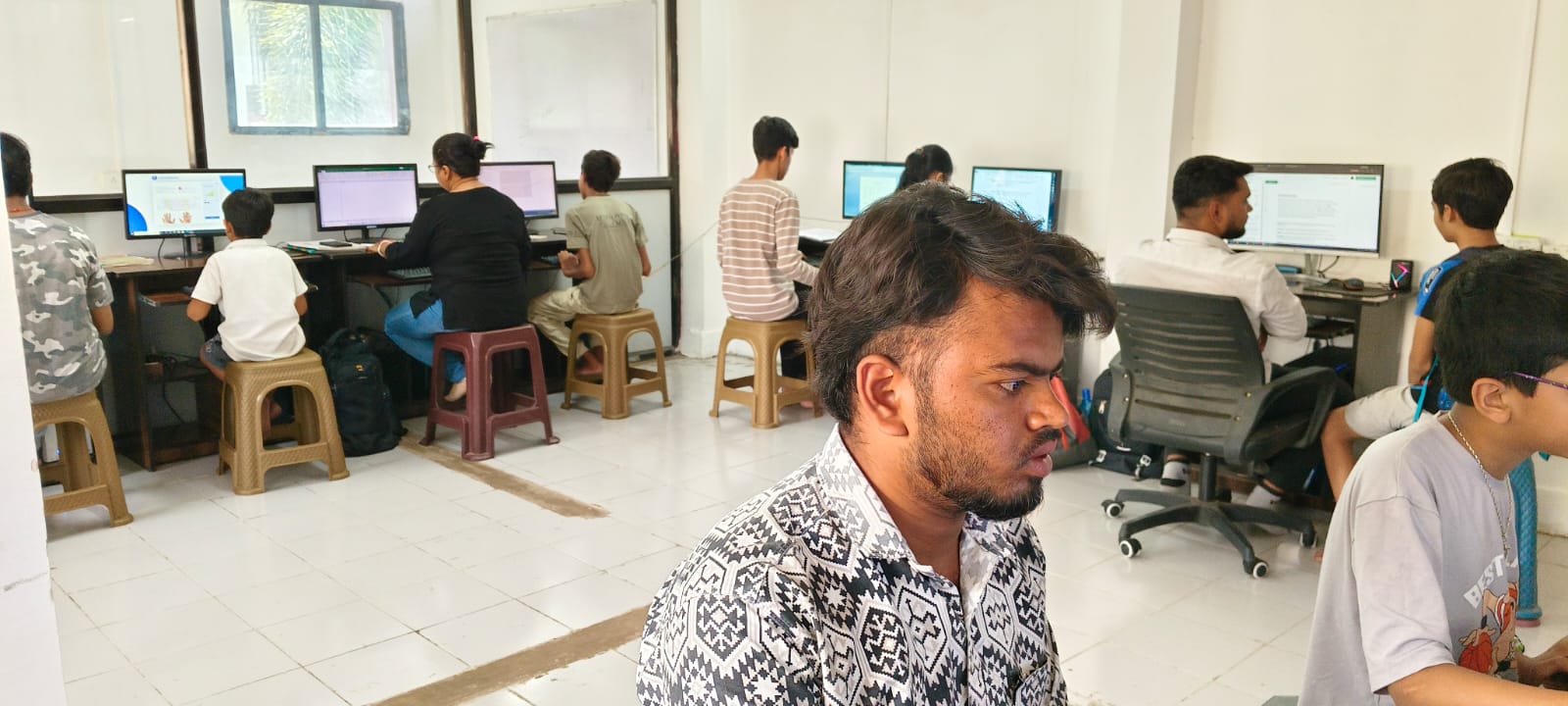 About THE RAJ'S COMPUTER'S TRAINING INSTITUTES