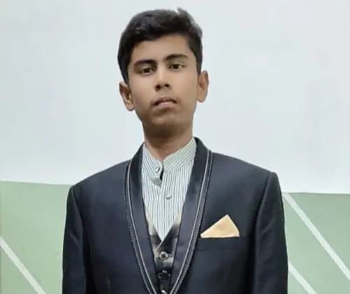 MO KHIZAR 