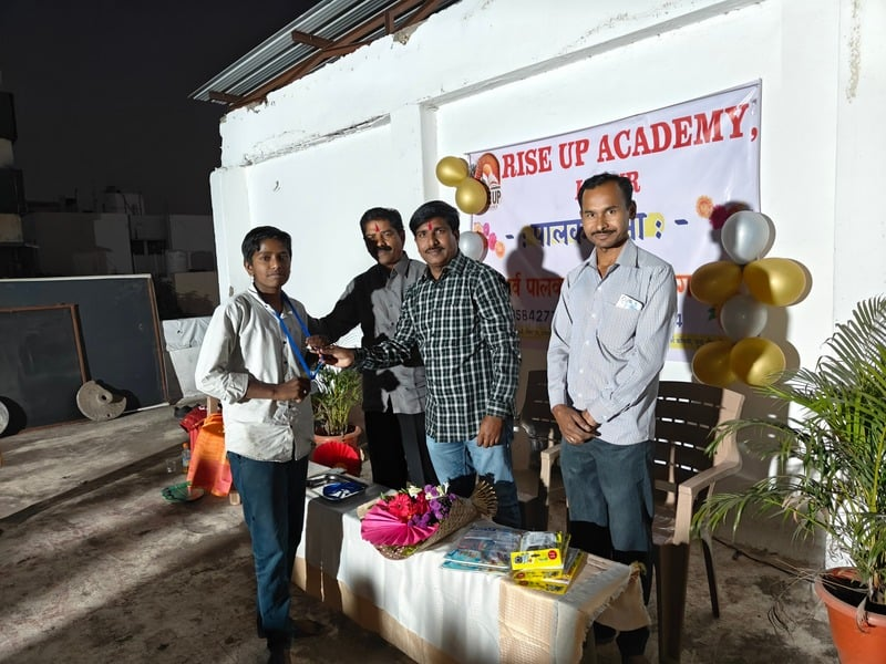 PRIZE DISTRIBUTION (MIDTERM)