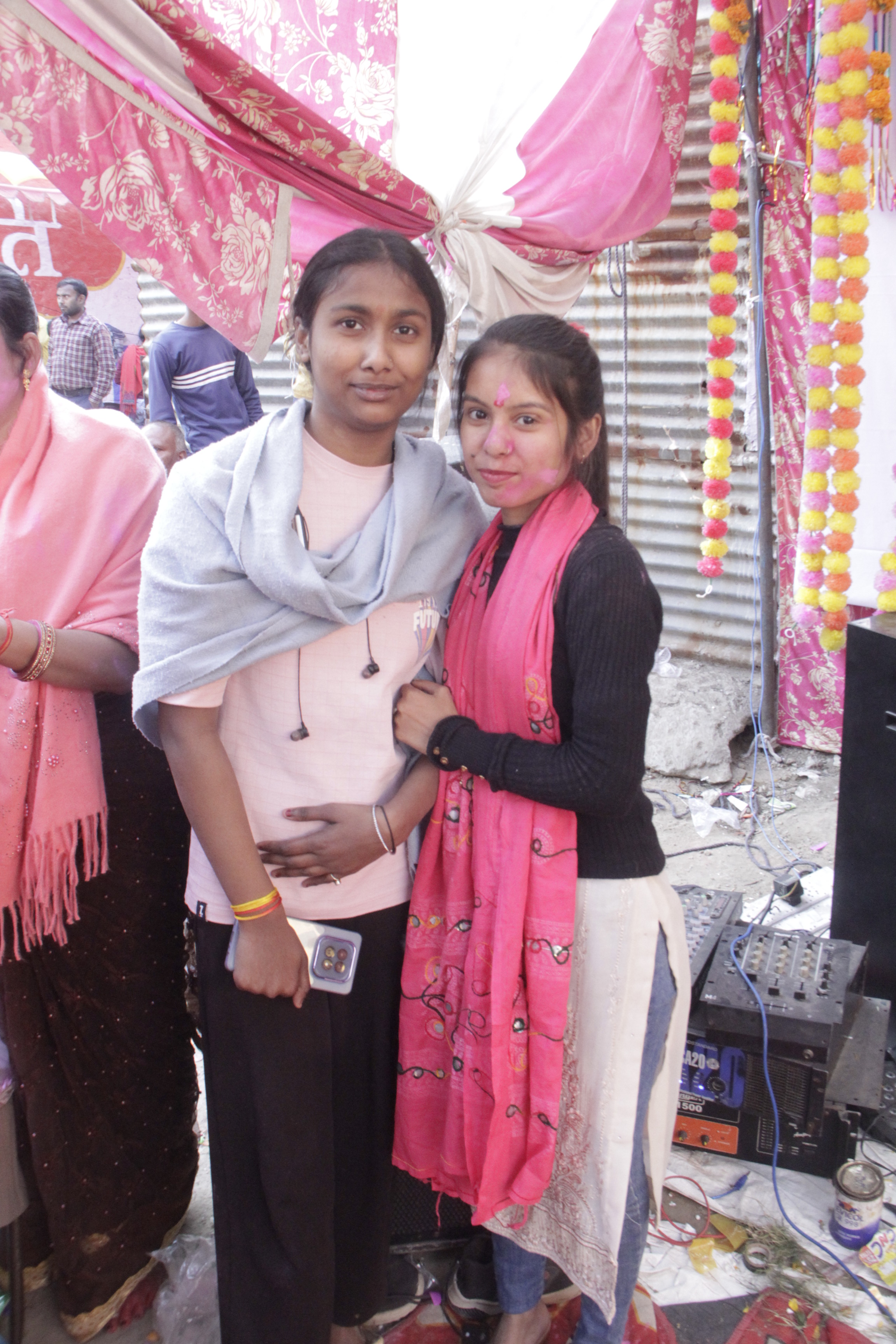 PHOTOS