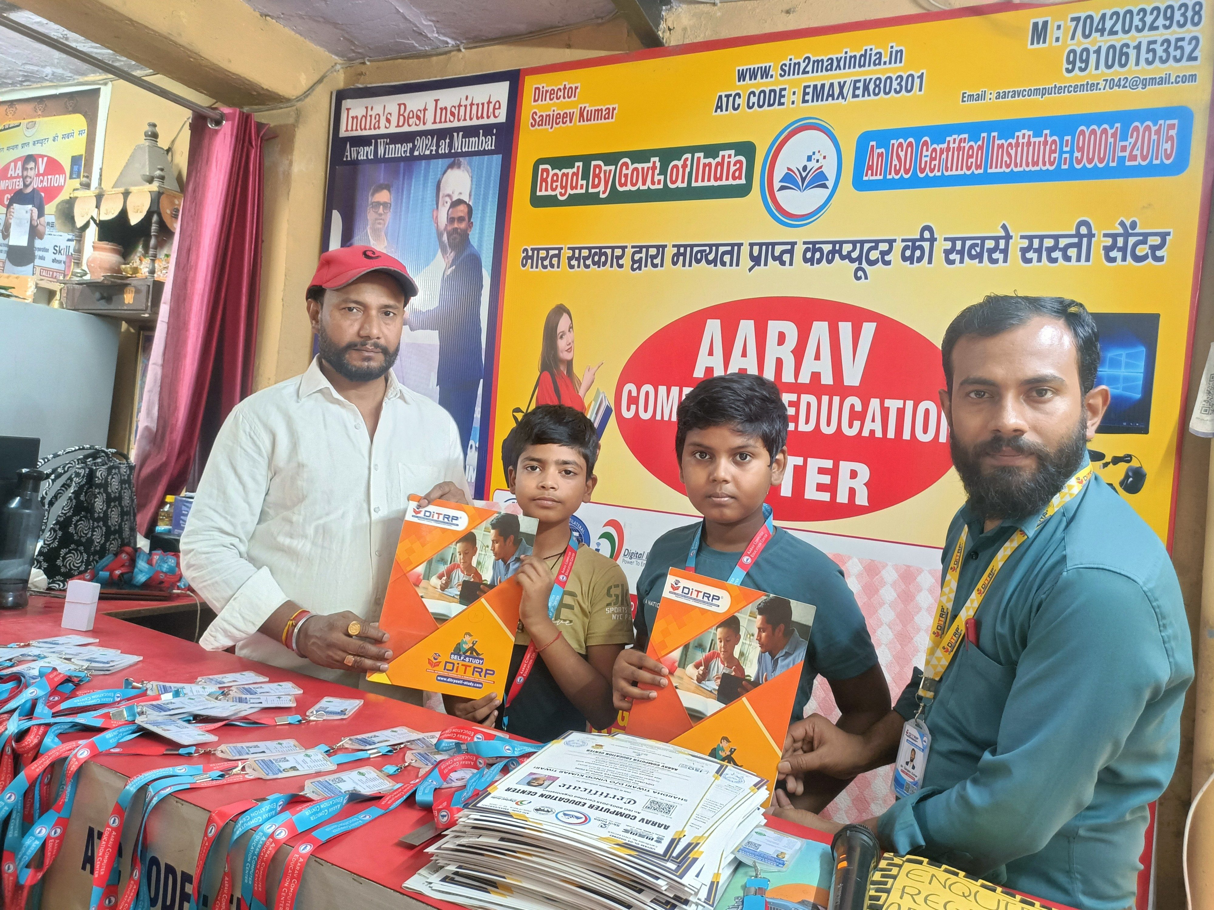 ID card and certificate distribution ceremony.