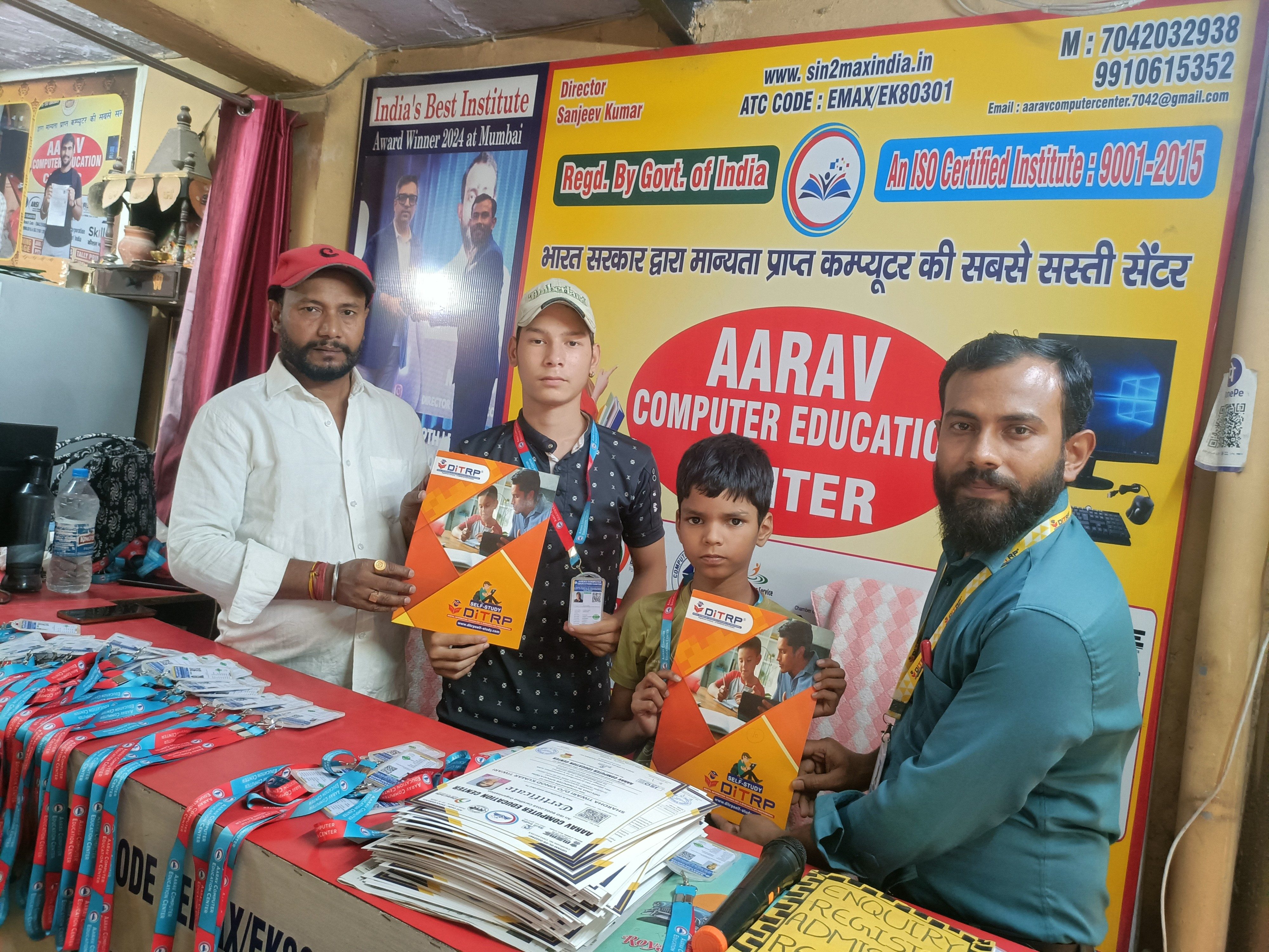 ID card and certificate distribution ceremony.