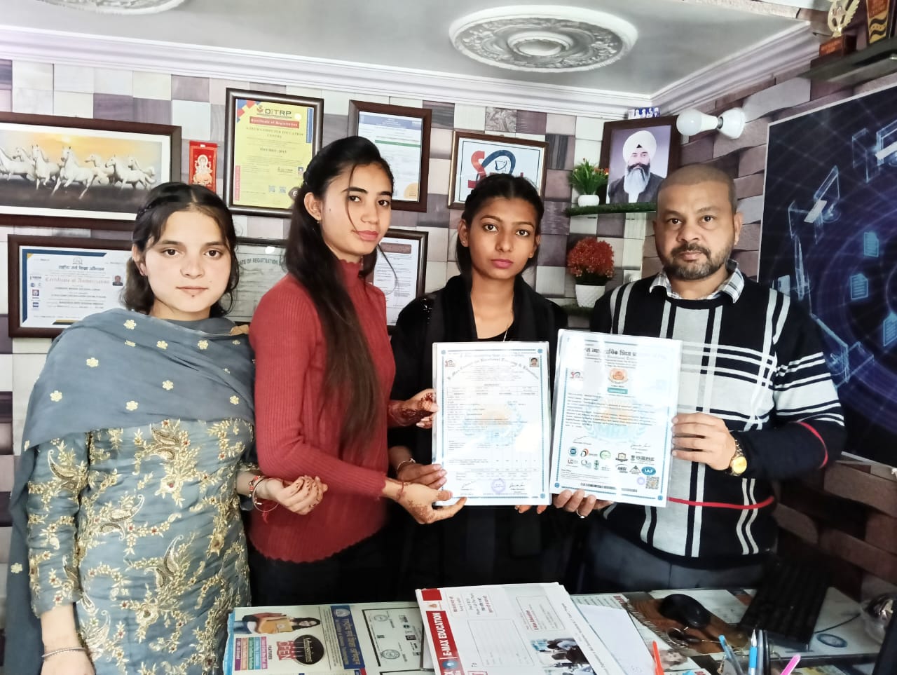 Issued Cerficate/Diploma 22