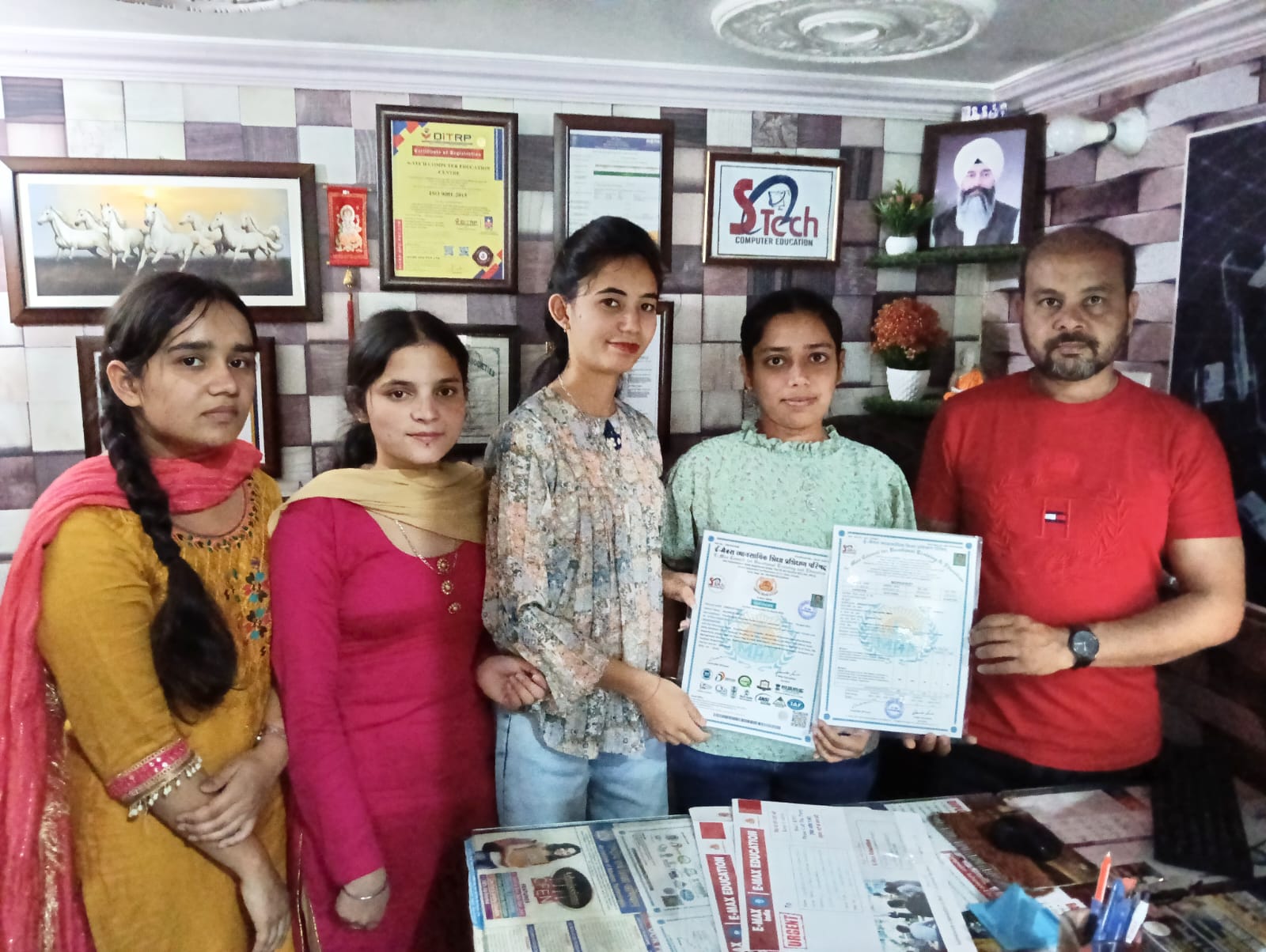 Issued Cerficate/Diploma 54