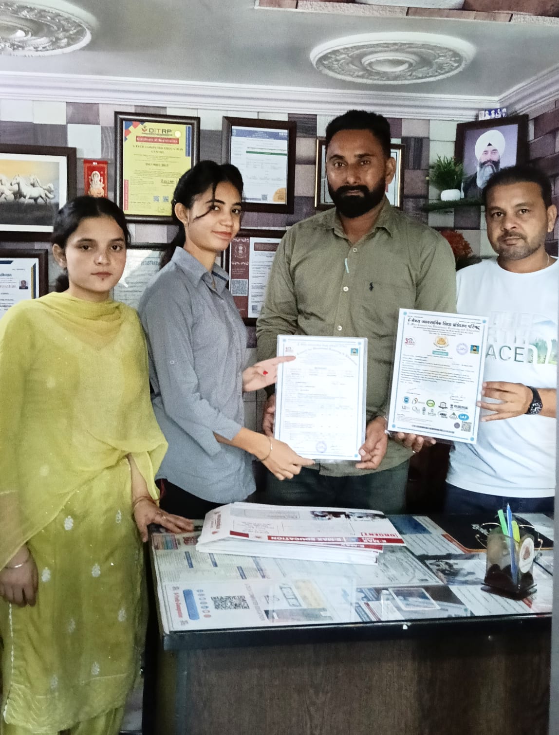 Issued Cerficate/Diploma 55