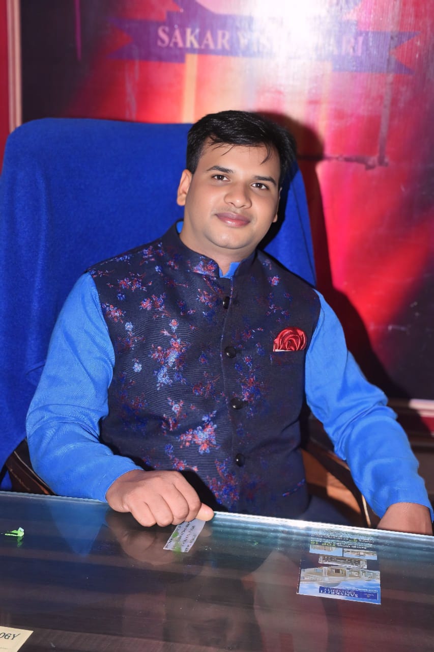 Mr. Dinesh Singh Yadav Image