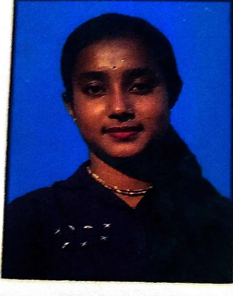 PAPIYA DAS