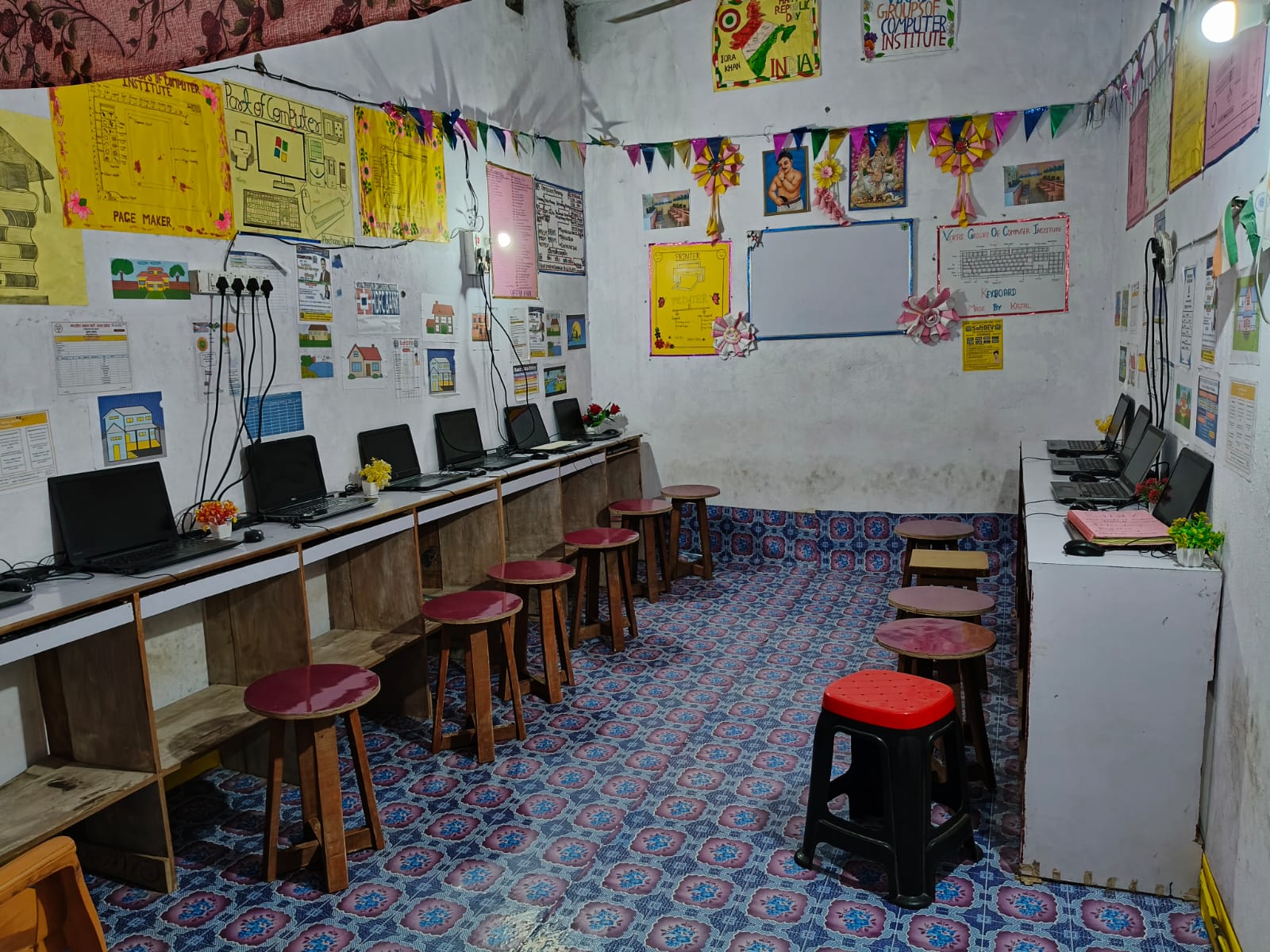 Computer Lab At Mau Nankar Branch