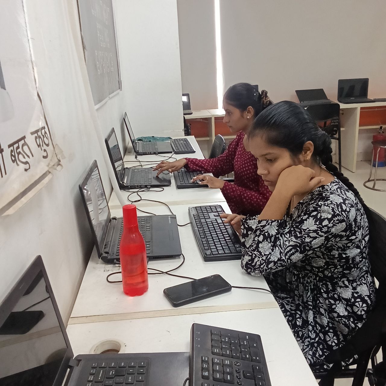 Computer Certificate Training ( CCT )