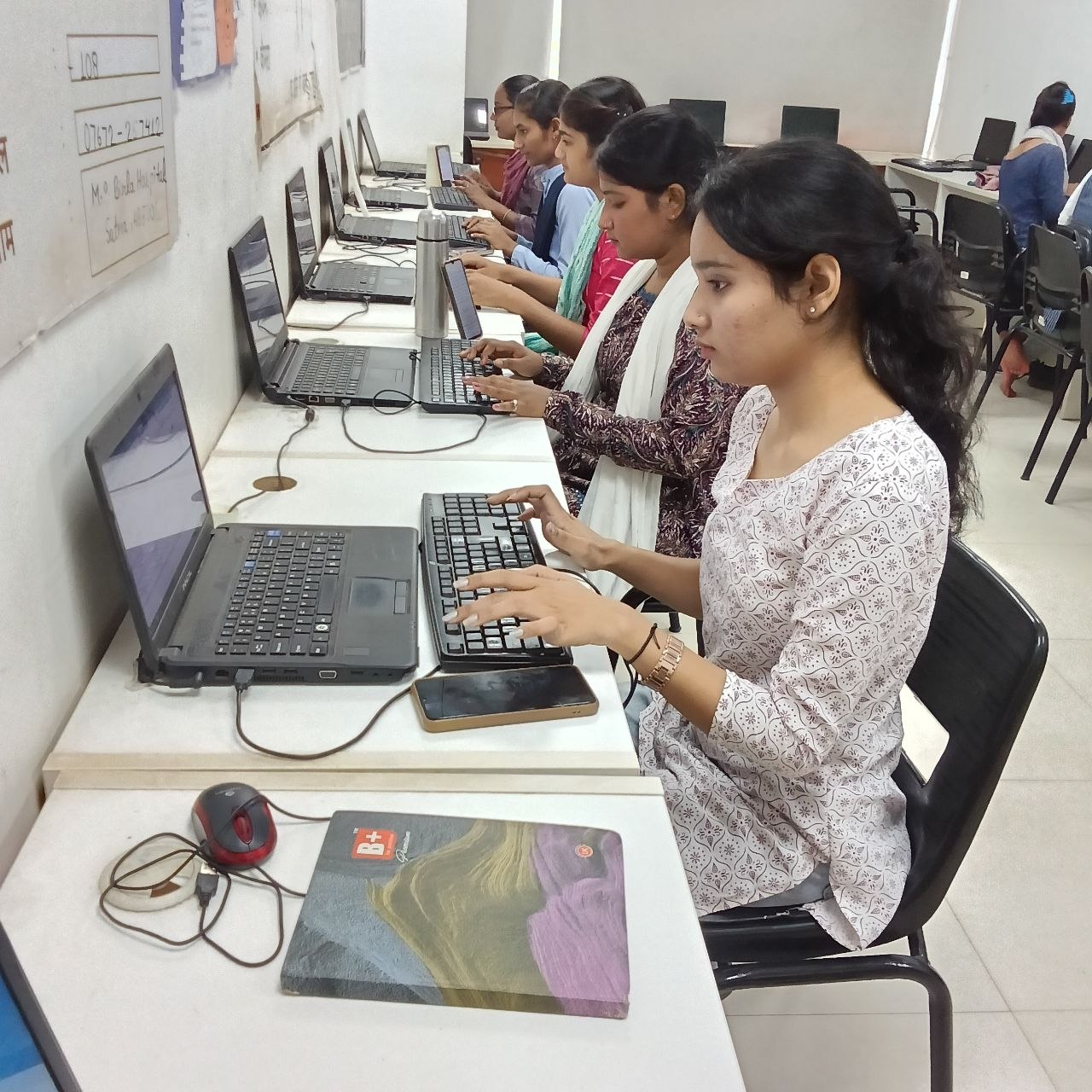 Computer Certificate Training ( CCT )