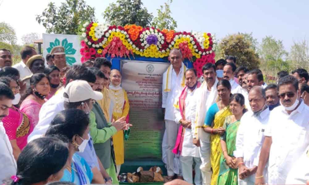 Ministers Harish Rao and Indra Karan Reddy on Thursday inaugurated Kalpakavanam urban forest park here at Sangapur of Gajwel mandal of Siddipet district.