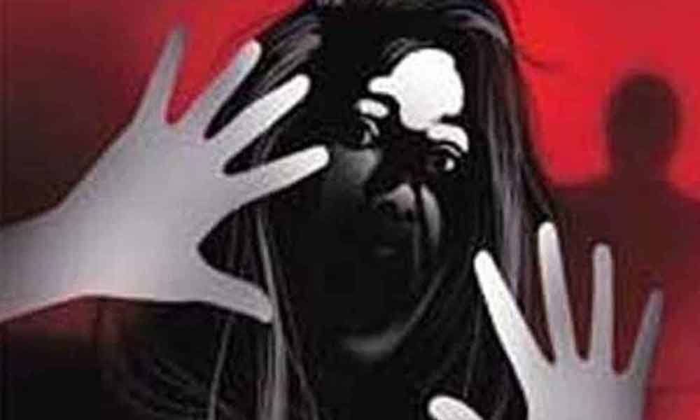 Four-year-old girl raped  at Shamshabad, condition serious