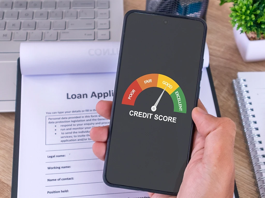 what is the role of credit scores in loan approval carparloan