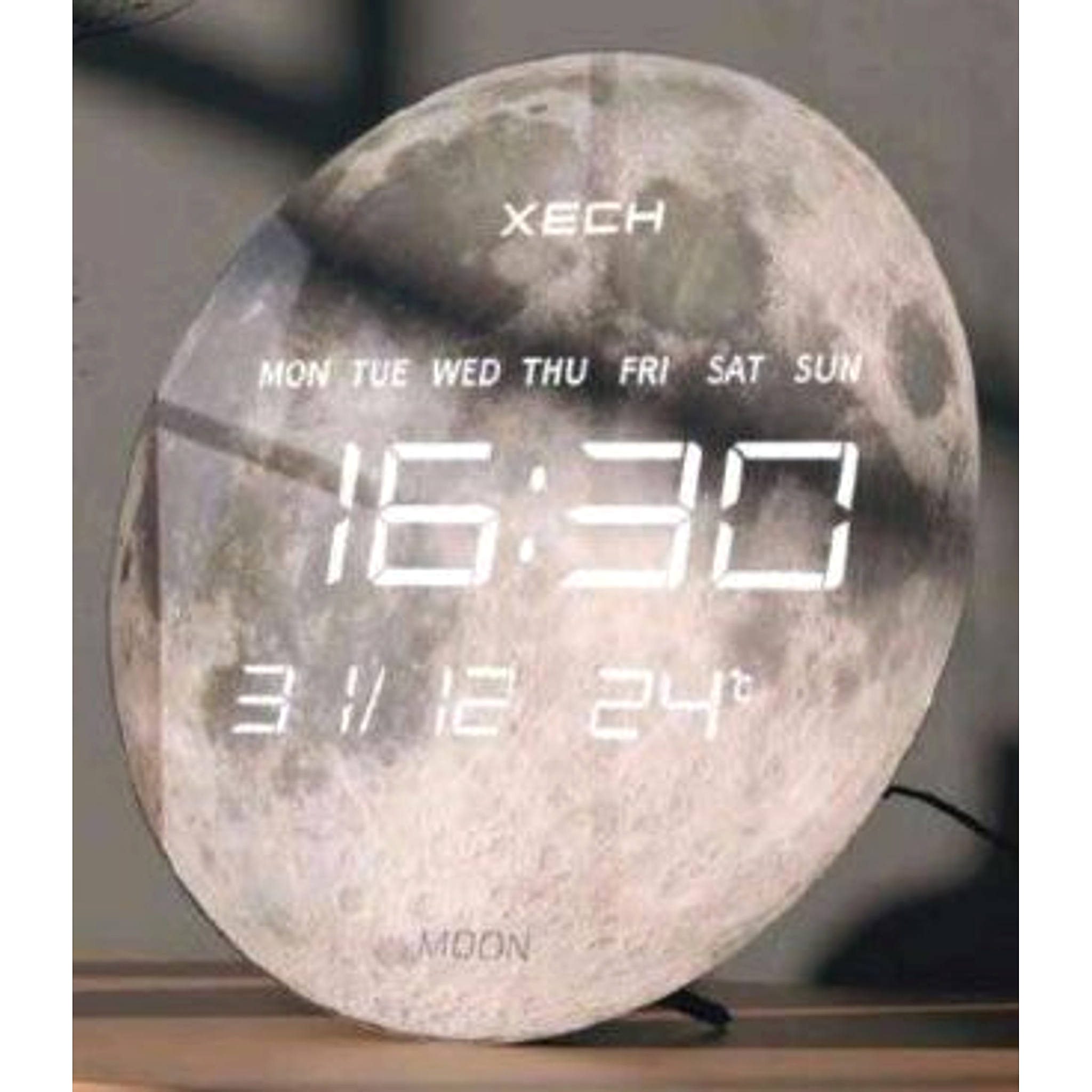 Solaris - Moon Clock