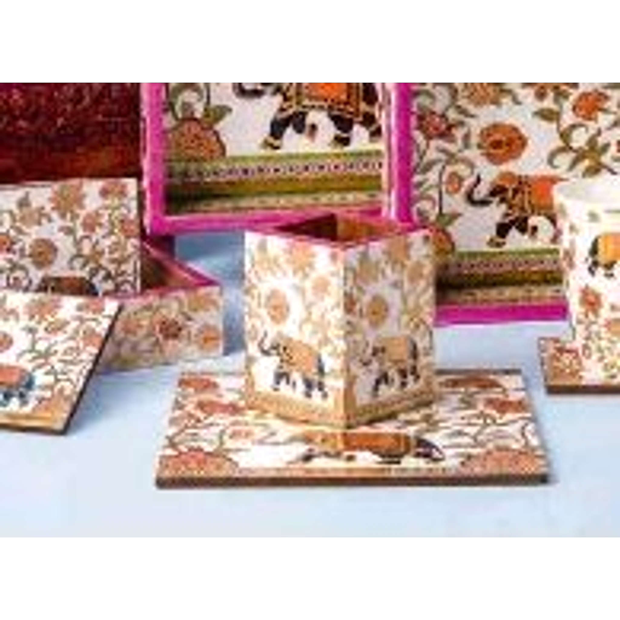 Penstand Square Raised Gold Elephant Floral