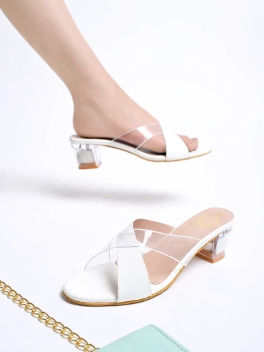 Buy FOREVER 21 Women Transparent Solid Block Heels - Heels for Women  4330470 | Myntra