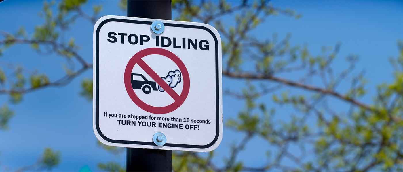 Managing vehicle idling during the last mile deliver