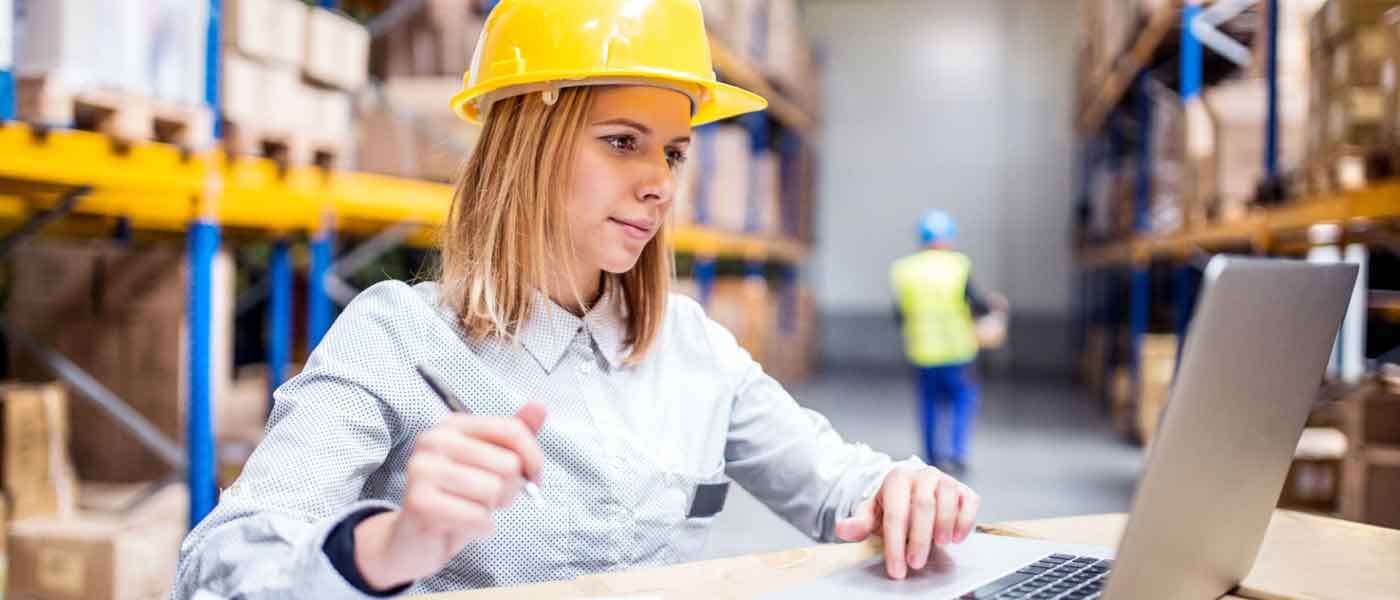 What is the difference between a freight forwarder and a customs broker?